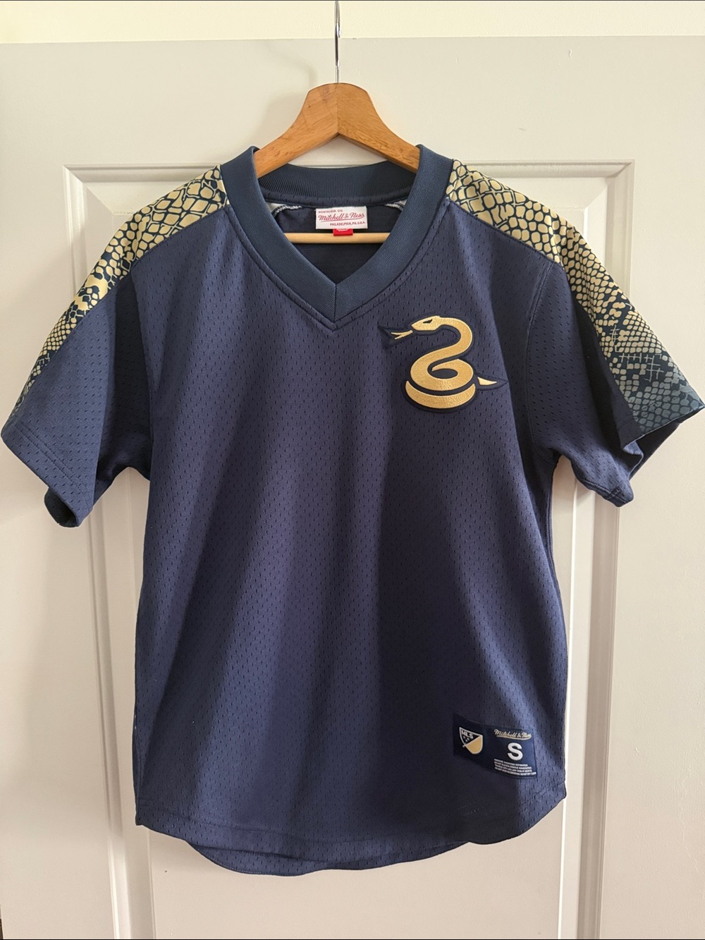 Mitchell & Ness Philadelphia Union Mesh Jersey Men’s Small